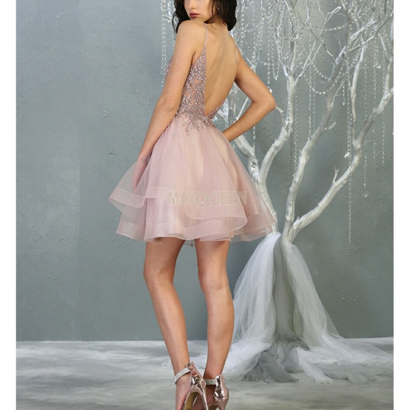 Formal dress - Picture 2 of 8